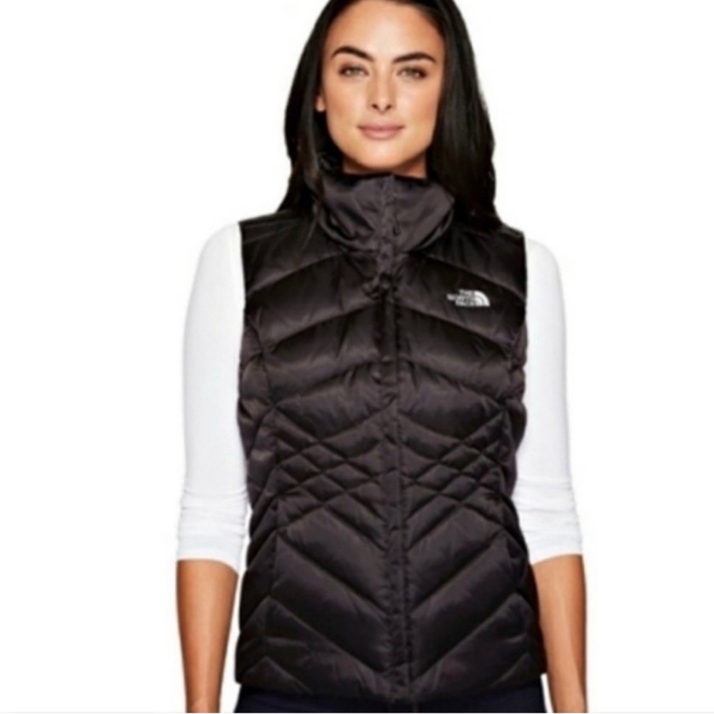 The North Face Women's Aconcagua 550 Black Quilted Vest